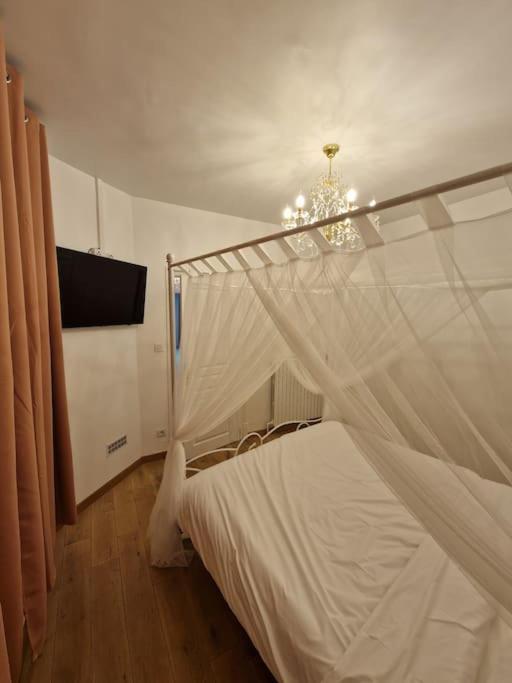 Maison Chic Avec Jacuzzi Nogent Sur Oise Yaospa60 Ngoại thất bức ảnh