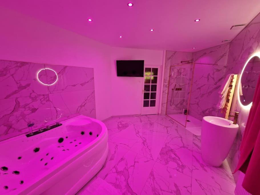 Maison Chic Avec Jacuzzi Nogent Sur Oise Yaospa60 Ngoại thất bức ảnh