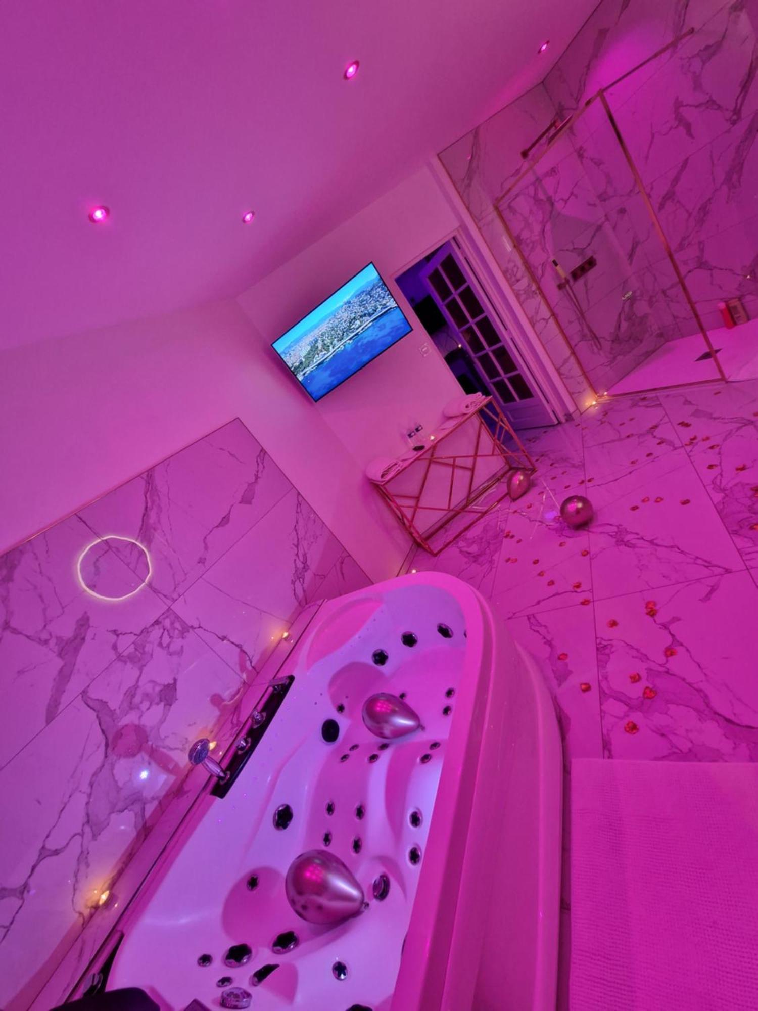 Maison Chic Avec Jacuzzi Nogent Sur Oise Yaospa60 Ngoại thất bức ảnh